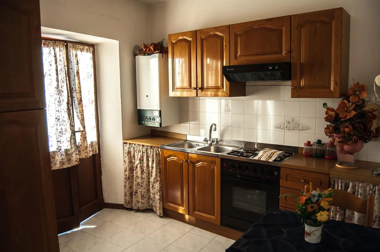 La Pietra Antica Albergo Diffuso Pieve Fosciana 0*,  Itálie