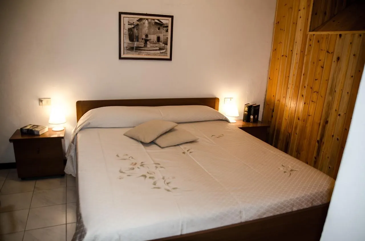 Aparthotel La Pietra Antica Albergo Diffuso Pieve Fosciana